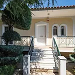 Poolside Paradise Dilesi By μρs * Dhílesi