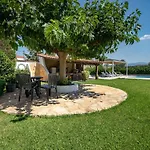 ヴィラ Poolside Paradise Dilesi By μρs Dhílesi