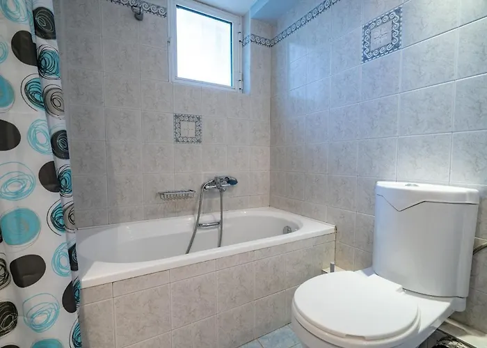 Poolside Paradise Dilesi By Μρs Villa Dhilesi