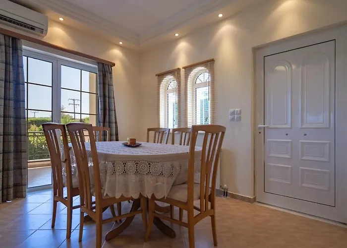 Villa Poolside Paradise Dilesi By Μρs *