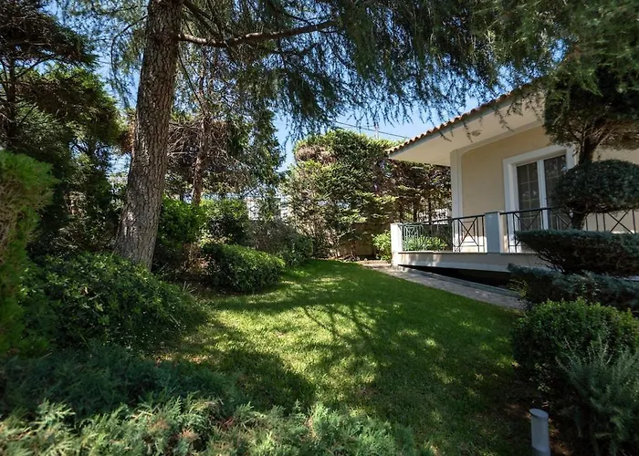 Villa Poolside Paradise Dilesi By Μρs *