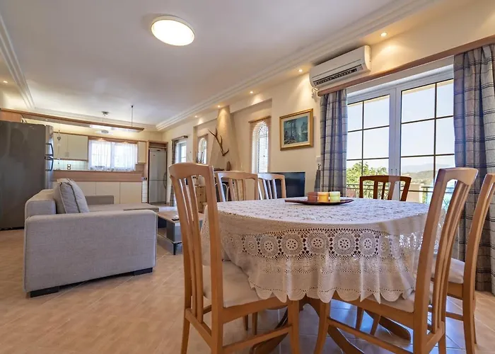 Poolside Paradise Dilesi By Μρs * Dhilesi