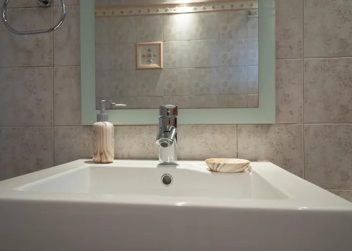 Poolside Paradise Dilesi By Μρs Villa Dhilesi