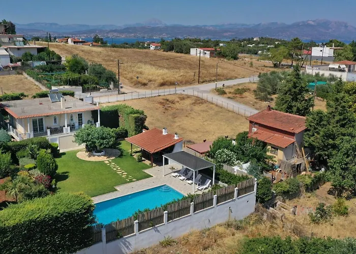 Poolside Paradise Dilesi By Μρs Villa *